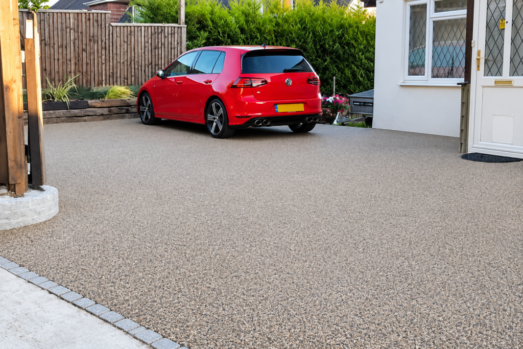 Residential driveway Resin-bound surfacing